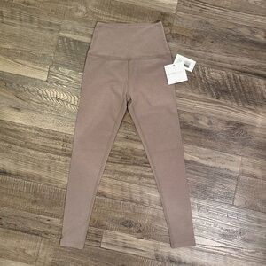 NWT - Beyond Yoga - Caught in the Midi HW Spacedye - Birch Heather - Size XXS